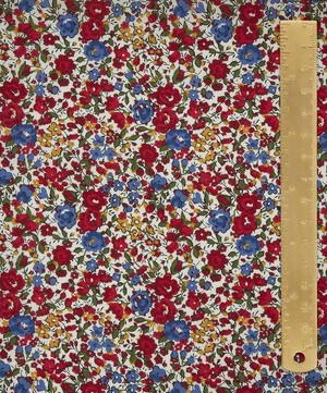 Liberty Fabrics - Emma and Georgina Tana Lawn™ Cotton image number 5