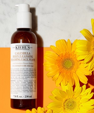 Kiehl's - Calendula Deep Cleansing Foaming Face Wash 230ml image number 2