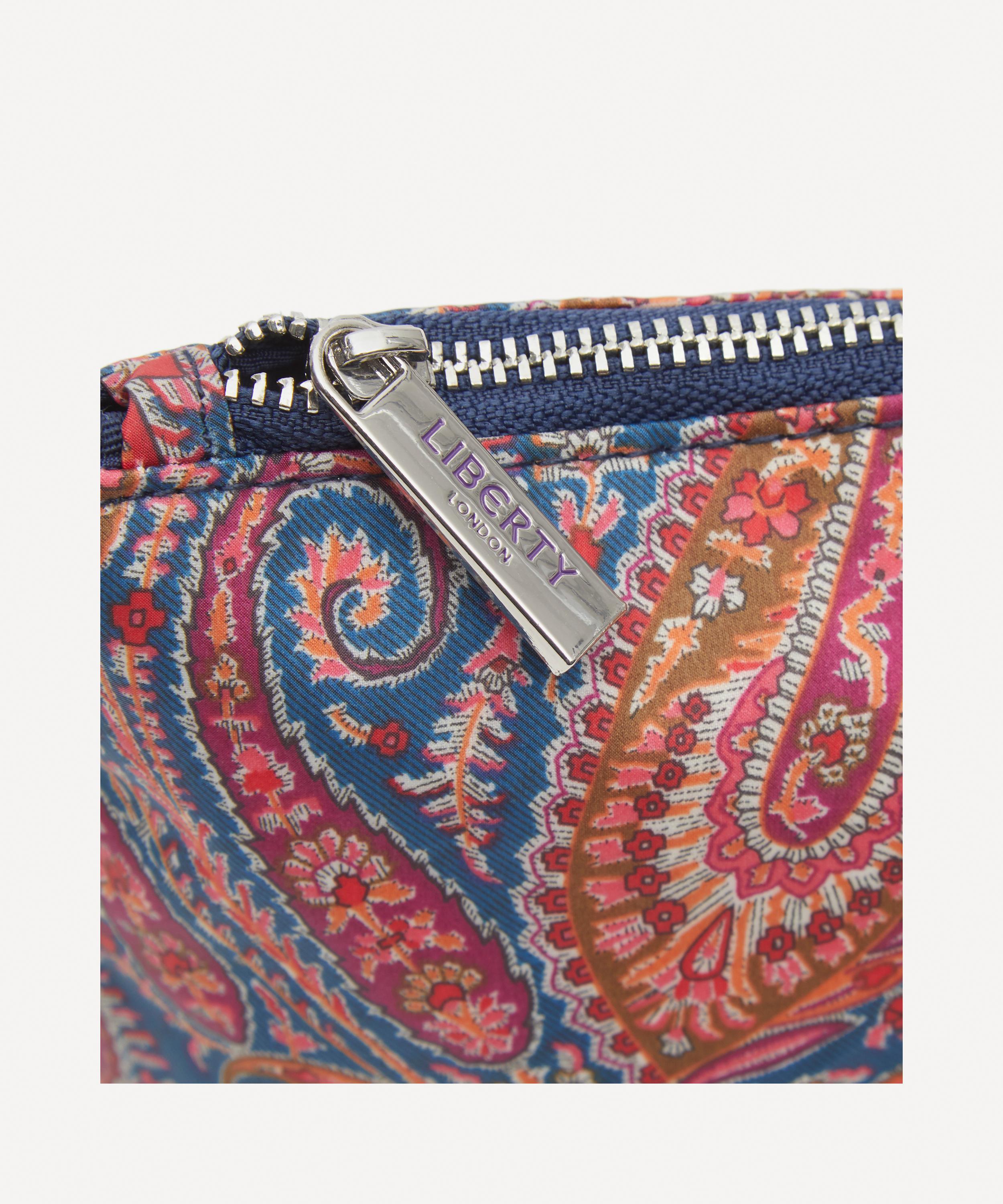 Liberty - Medium Felix and Isabelle Wash Bag image number 3
