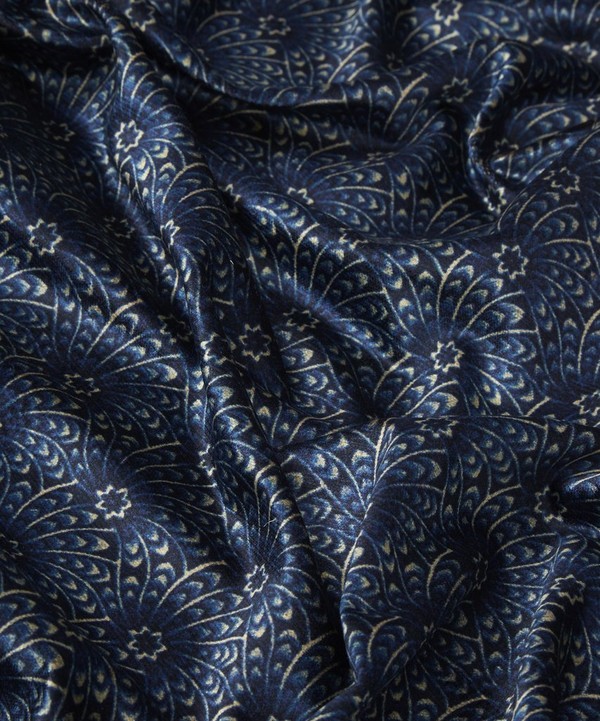 Liberty Fabrics Interiors - Capello Shell Velvet in Stream image number 3