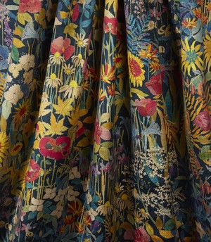 Liberty Fabrics Interiors - Faria Flowers Velvet in Marigold image number 2