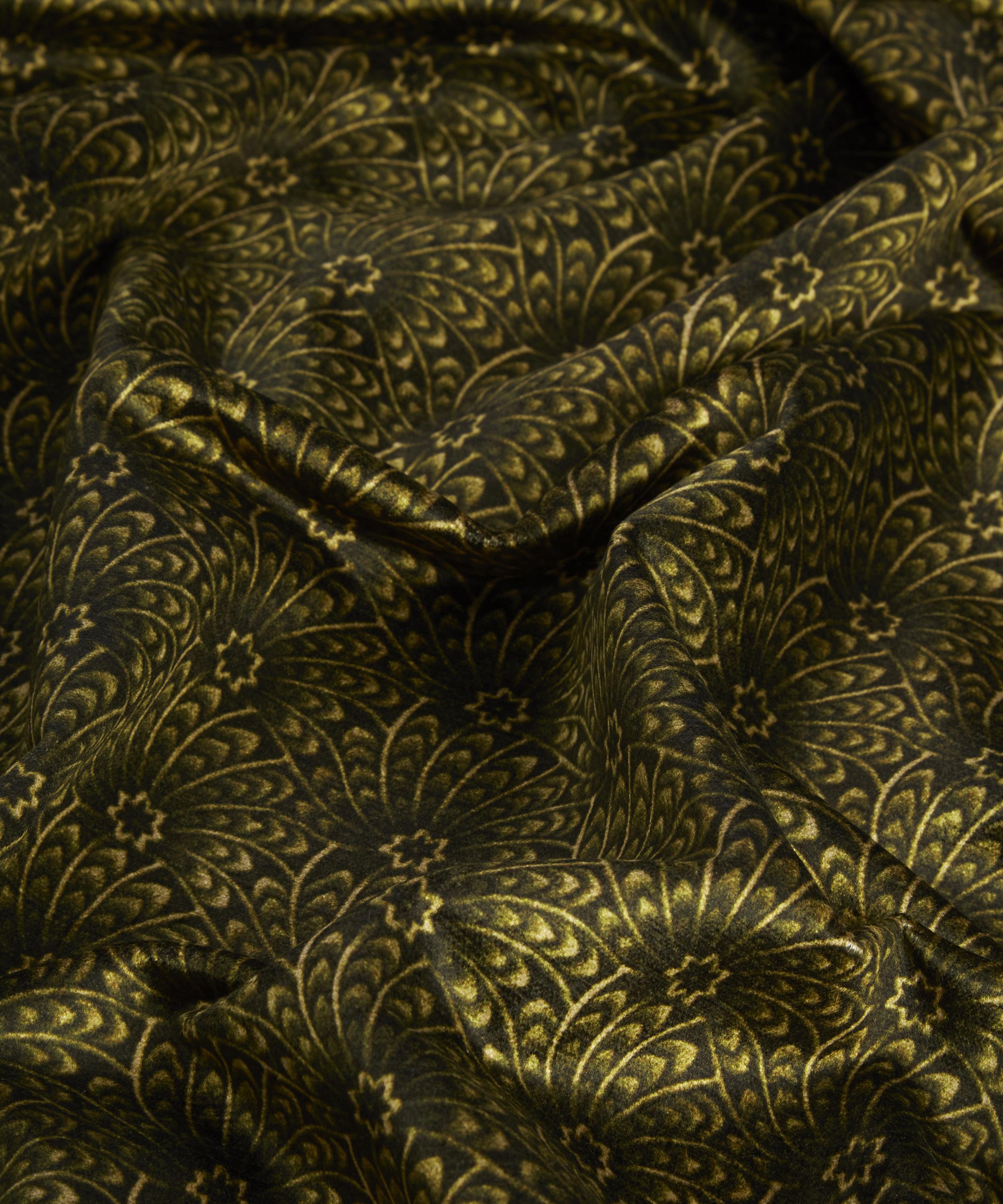 Liberty Fabrics Interiors - Evergreen Capello Shell Vintage Velvet image number 2