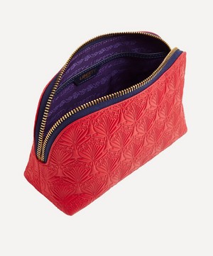 Liberty - Makeup Bag in Iphis Embossed Leather image number 4