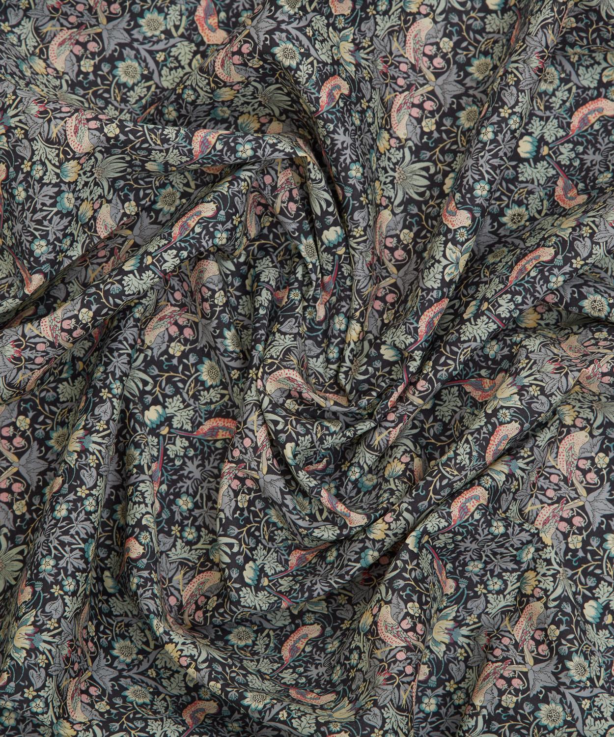 Liberty Fabrics - Strawberry Thief Tana Lawn™ Cotton image number 3