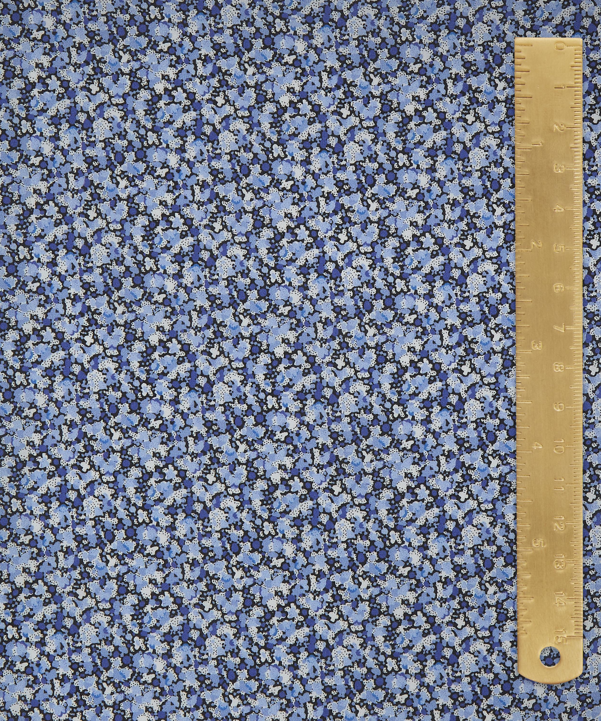 Liberty Fabrics - Pepper Tana Lawn™ Cotton image number 3