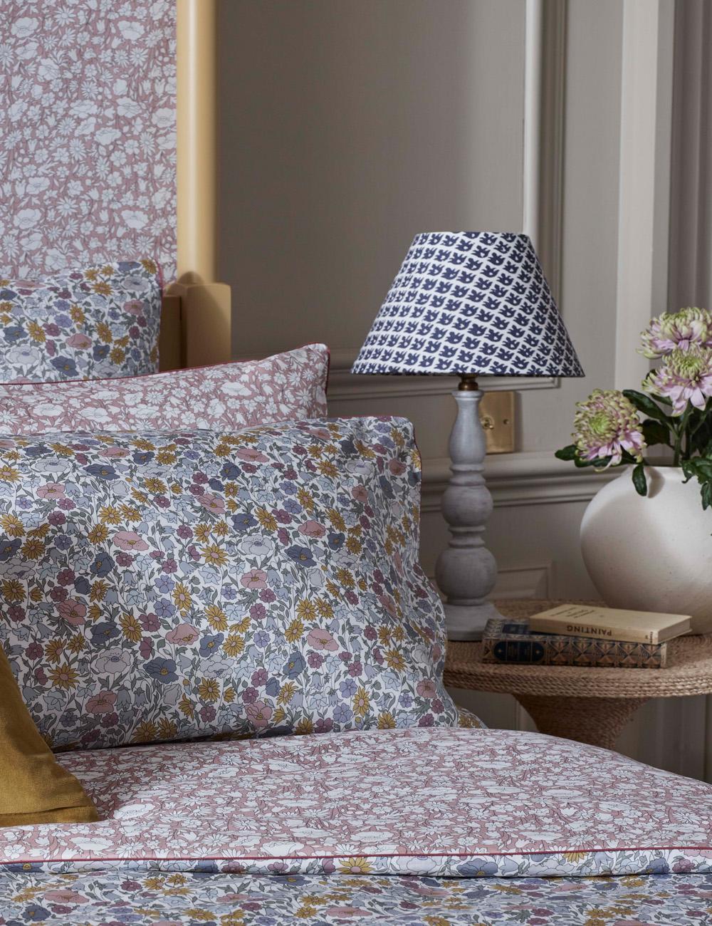 Bedside Manner: Helpful Ideas for Organising Your Nightstand