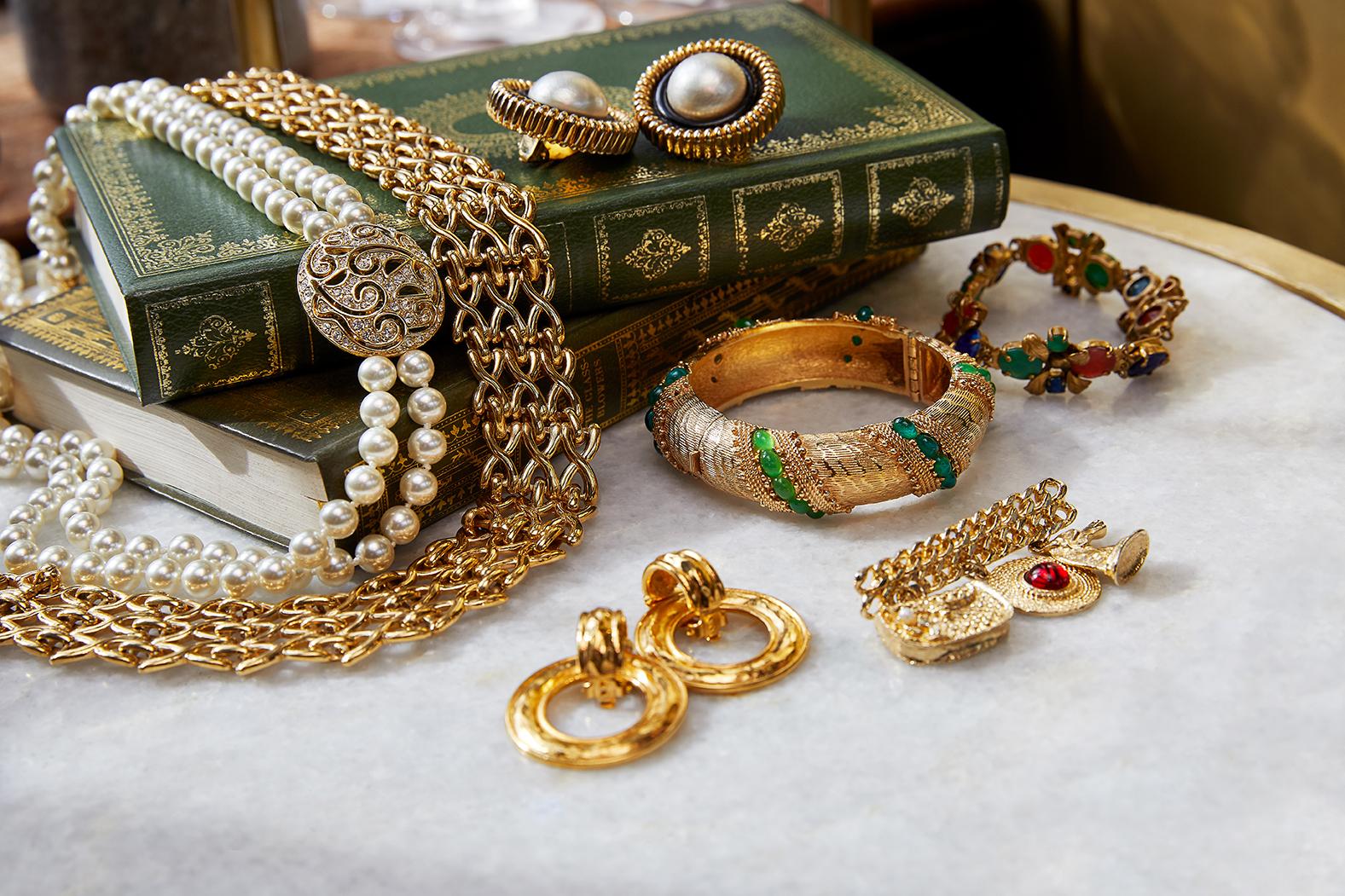 Vintage, Accessories