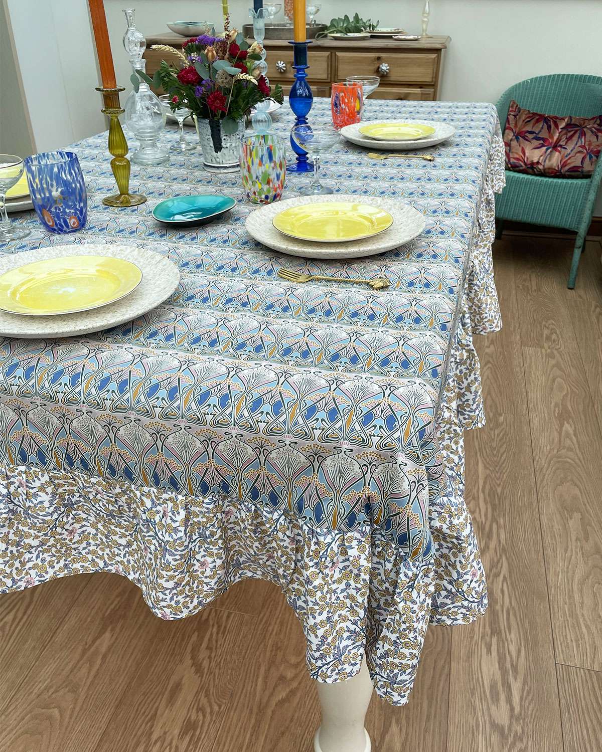 How To… Make a Tablecloth with a Ruffle Trim