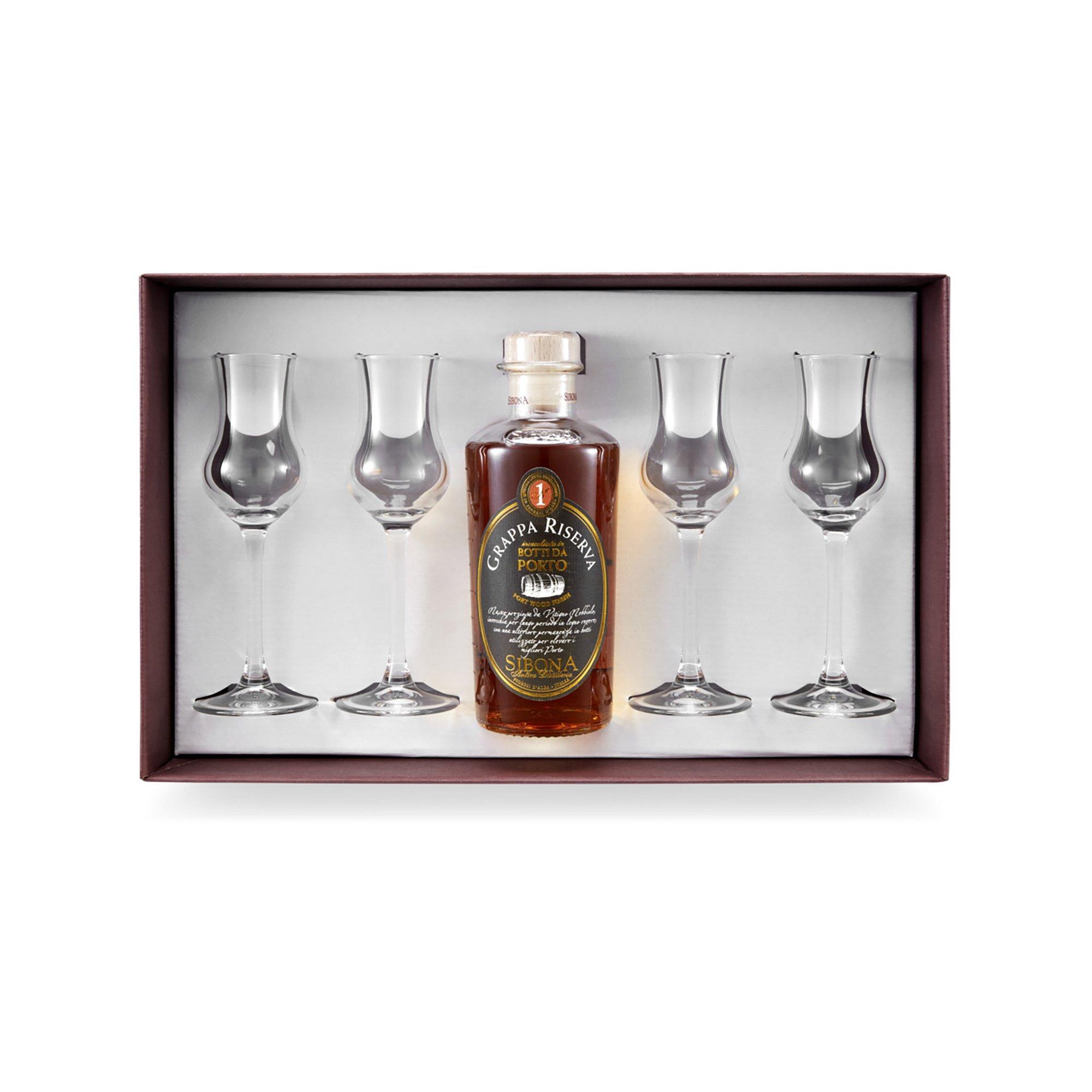 Image of Grappa Riserva mit Gläsern Grappa Riserva mit Gläsern