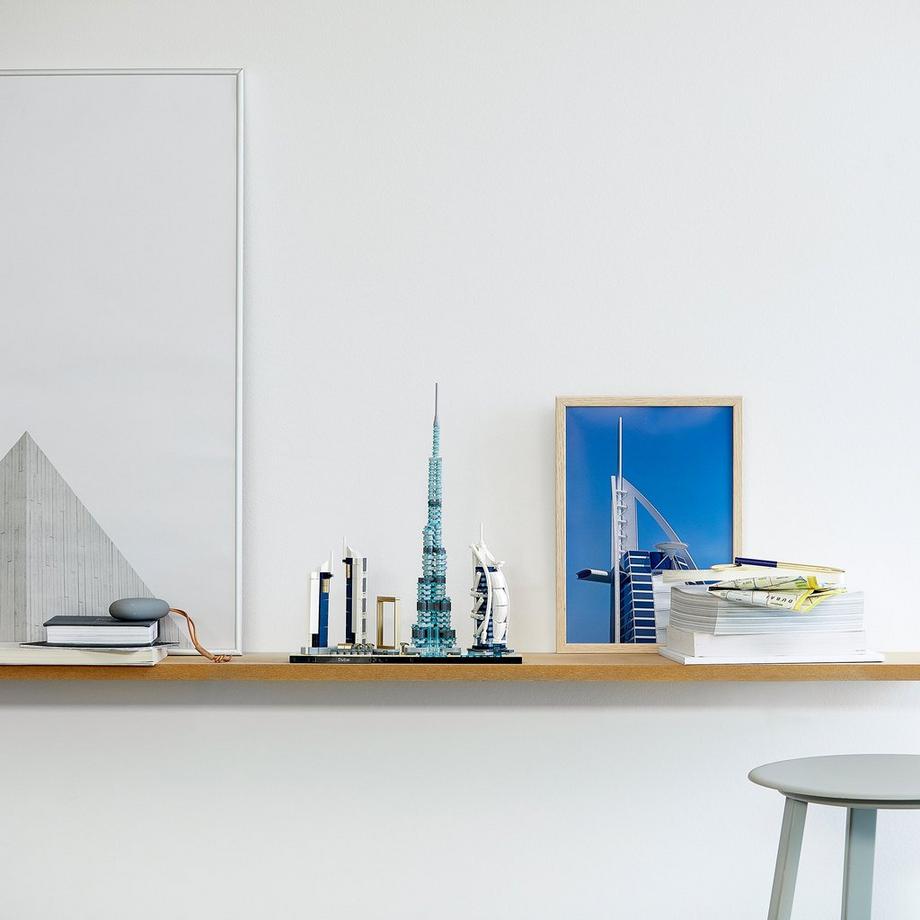 LEGO®  21052 Dubaï 