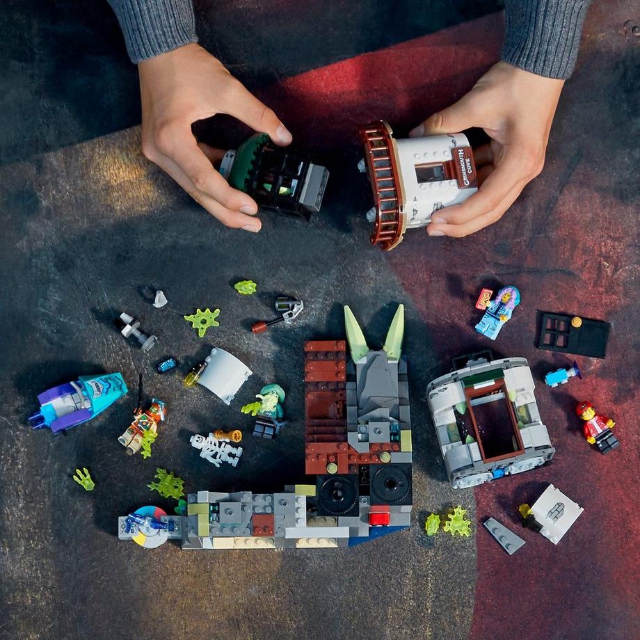 LEGO®  70431 Il Faro Delle Tenebre  