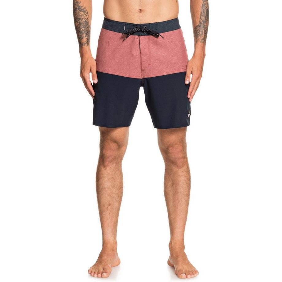 QUIKSILVER HIGHLINE FIVE OH 18 Boardshorts 