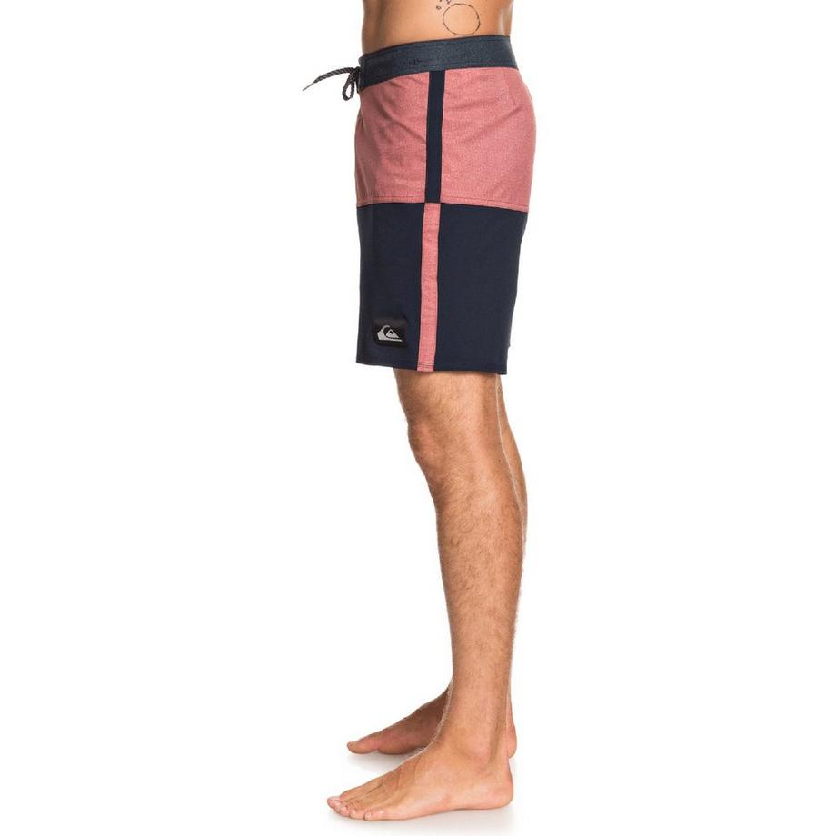 QUIKSILVER HIGHLINE FIVE OH 18 Boardshorts 
