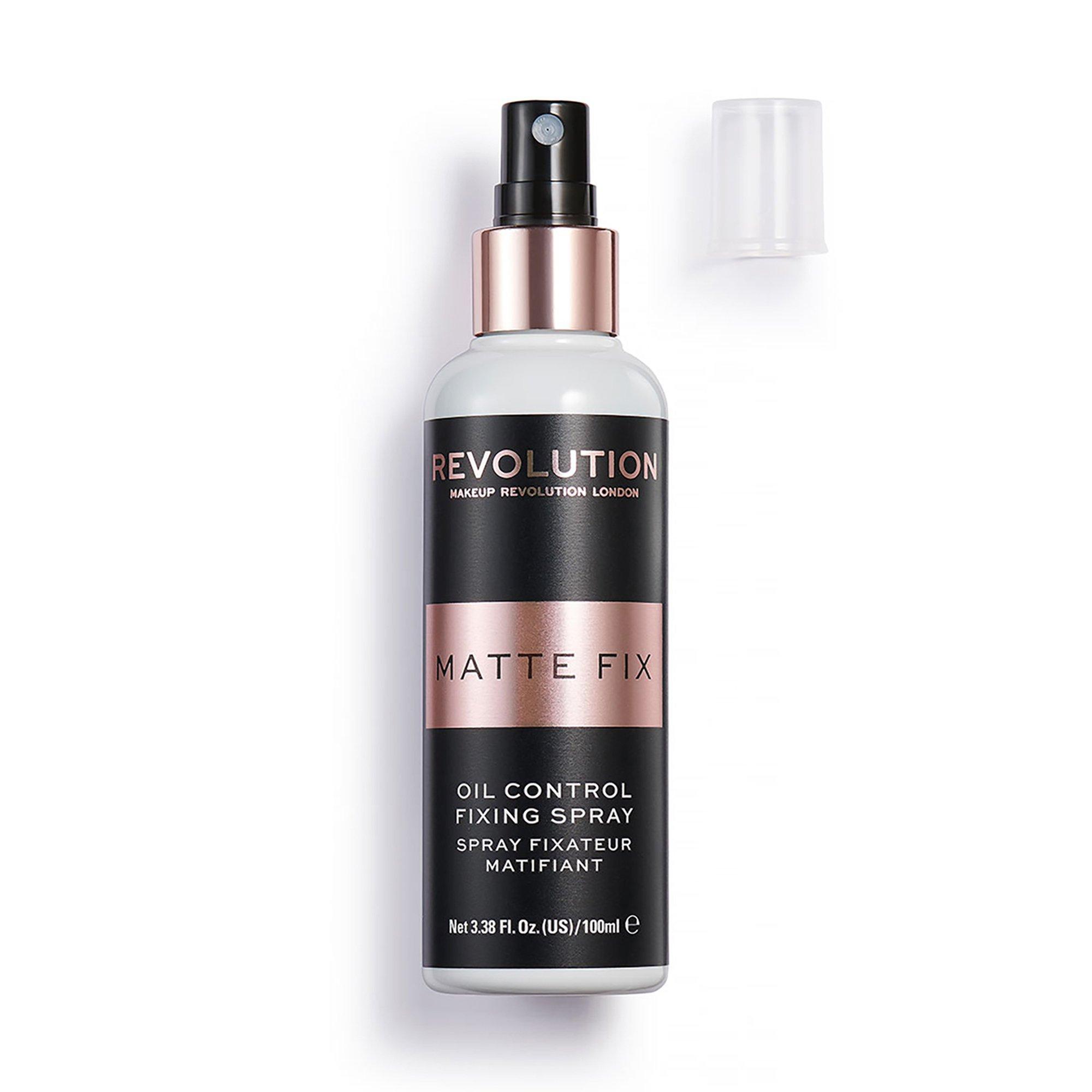 Revolution  Oil Control Fixing Spray 