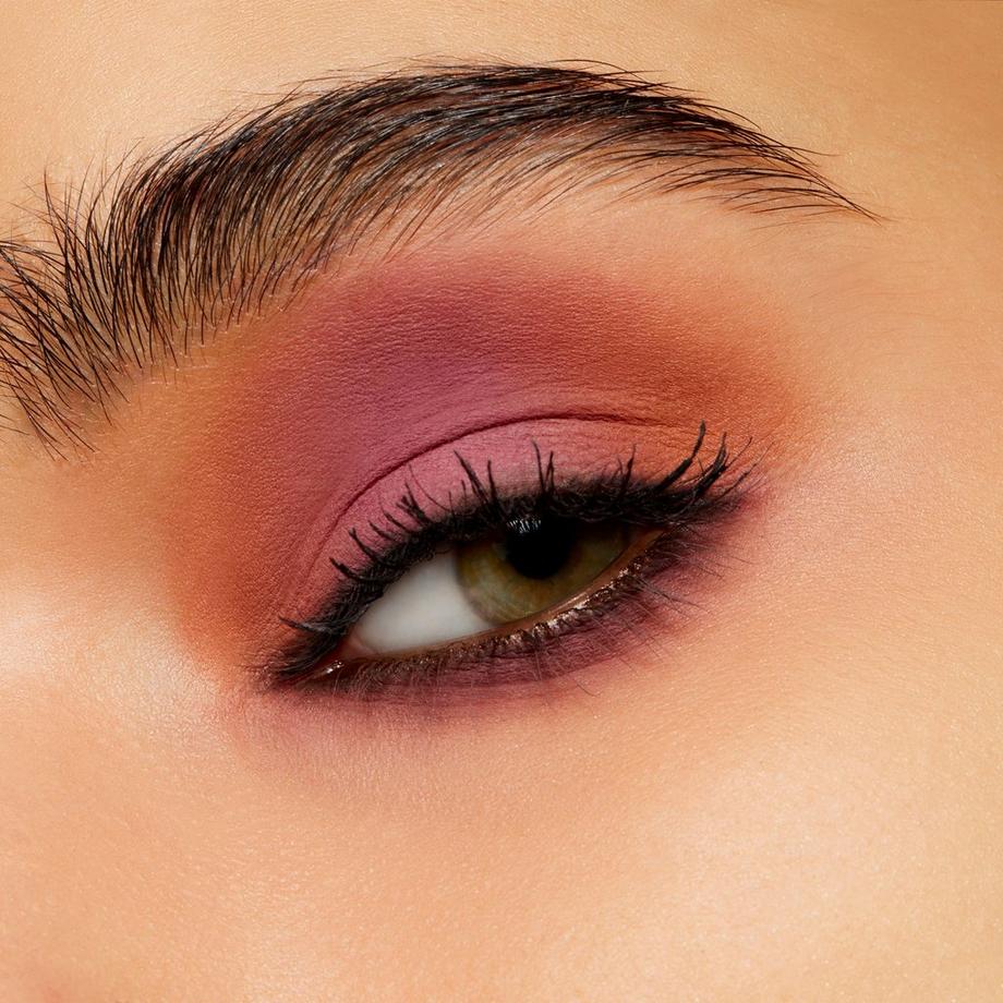 MAC Cosmetics Powder Kiss Powder Kiss Soft Matte Eye Shadow 