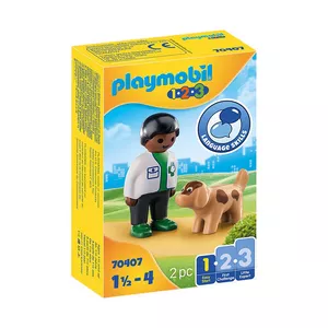 70407 Vétérinaire avec son chien