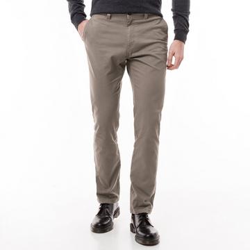 Pantalon chino, Regular Fit