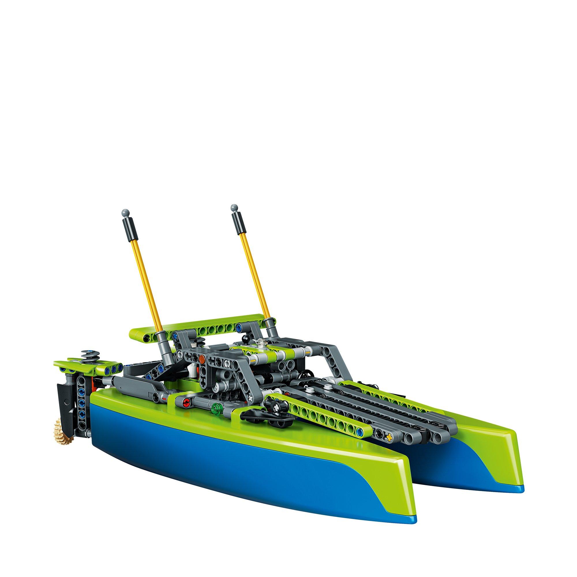 LEGO®  42105 Le catamaran  
