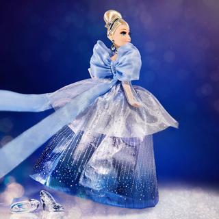 Hasbro  Disney Prinzessin Style Serie, Weihnachtsedition, Cinderella 