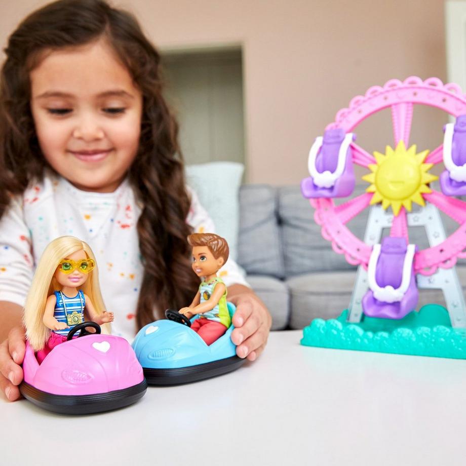 Barbie  Chelsea Puppe und Jahrmarkt Spielset 