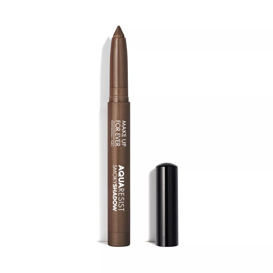 - Aqua Resist Smoky Shadow, 1.4 g
