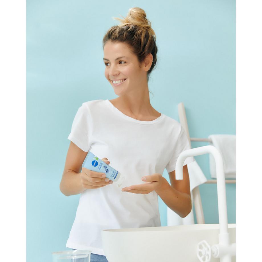 NIVEA Bio Blaubeere Face Cleansing Reis Peeling Bio Blaubeere 