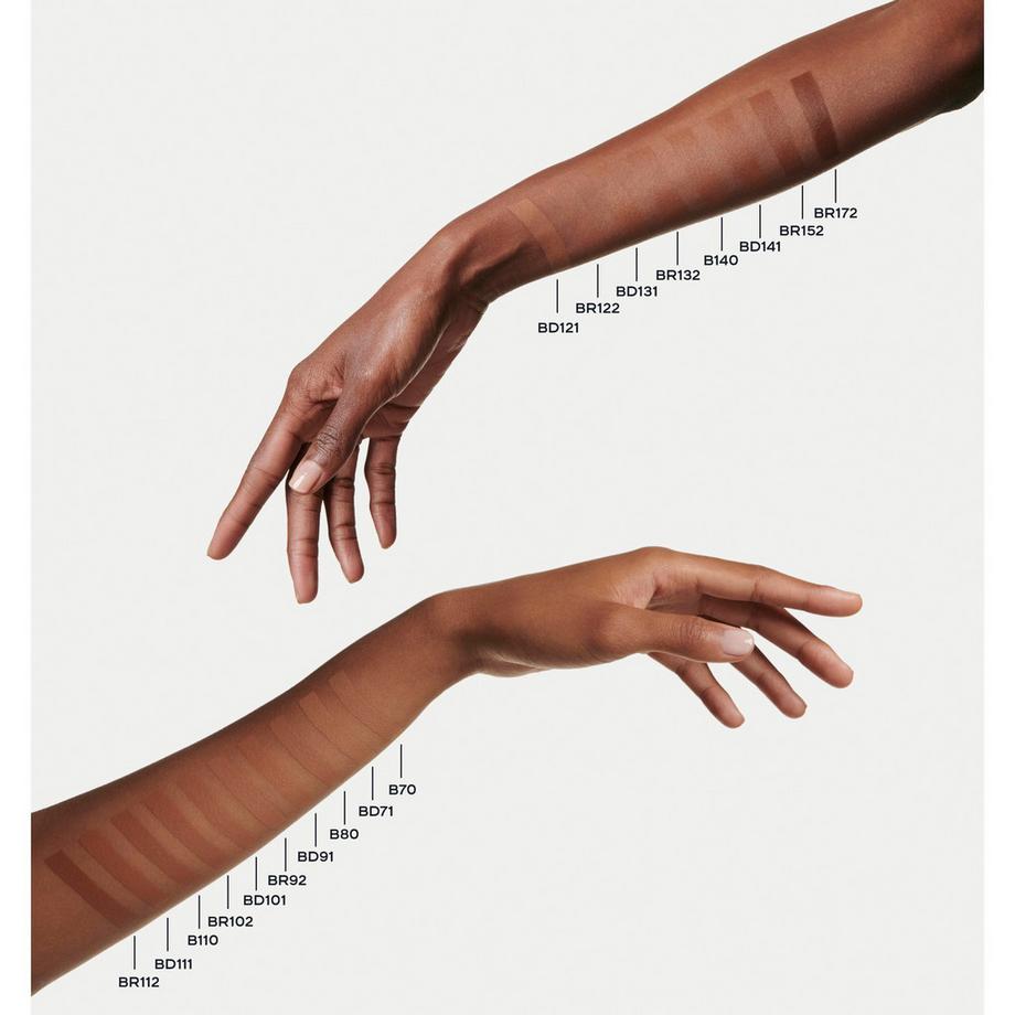 CHANEL LES BEIGES TEINT BELLE MINE NATURELLE HYDRATATION ET LONGUE TENUE   FONDOTINTA EFFETTO RADIOSO E NATURALE IDRATAZIONE E LUNGA TENUTA 