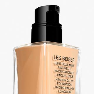 CHANEL LES BEIGES TEINT BELLE MINE NATURELLE HYDRATATION ET LONGUE TENUE   FONDOTINTA EFFETTO RADIOSO E NATURALE IDRATAZIONE E LUNGA TENUTA 