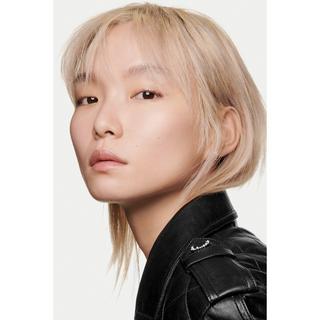 CHANEL LES BEIGES TEINT BELLE MINE NATURELLE HYDRATATION ET LONGUE TENUE   FONDOTINTA EFFETTO RADIOSO E NATURALE IDRATAZIONE E LUNGA TENUTA 