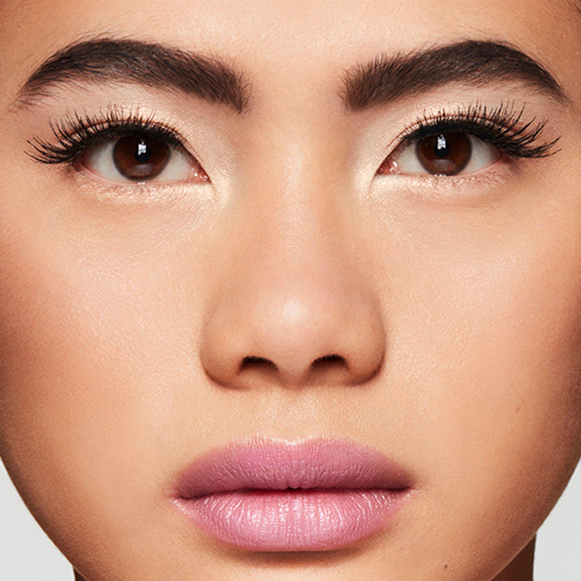 MAC Cosmetics  Lash 81 Charmer 