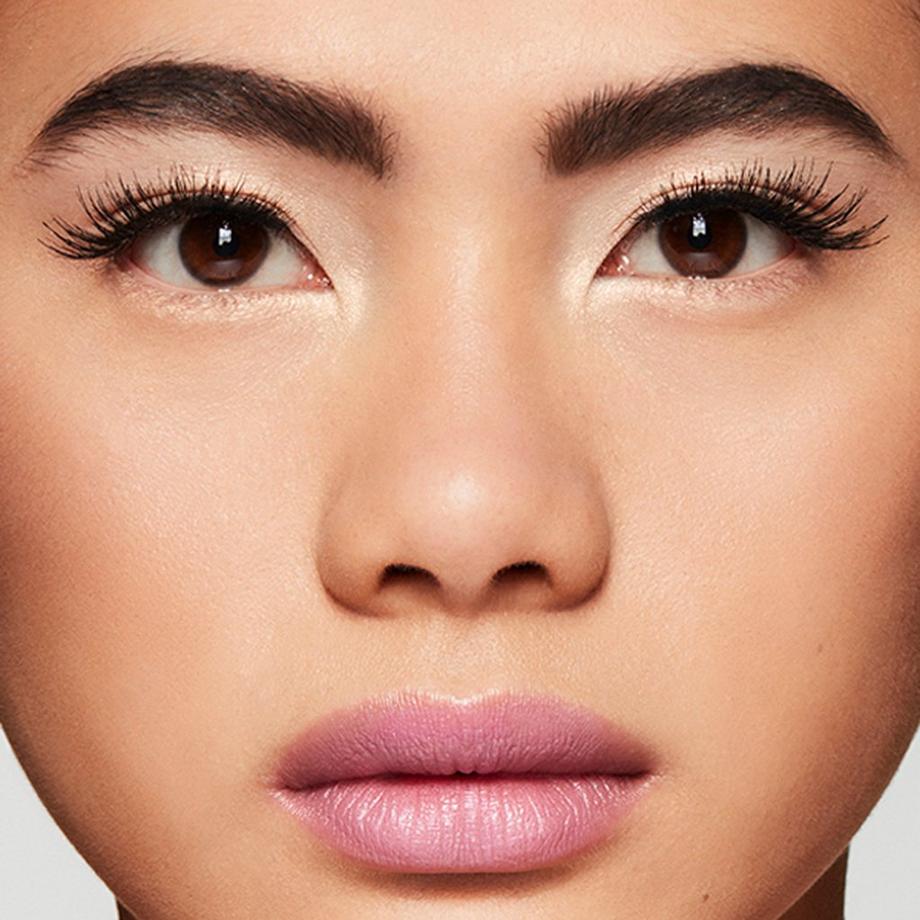 MAC Cosmetics  Lash 81 Charmer 