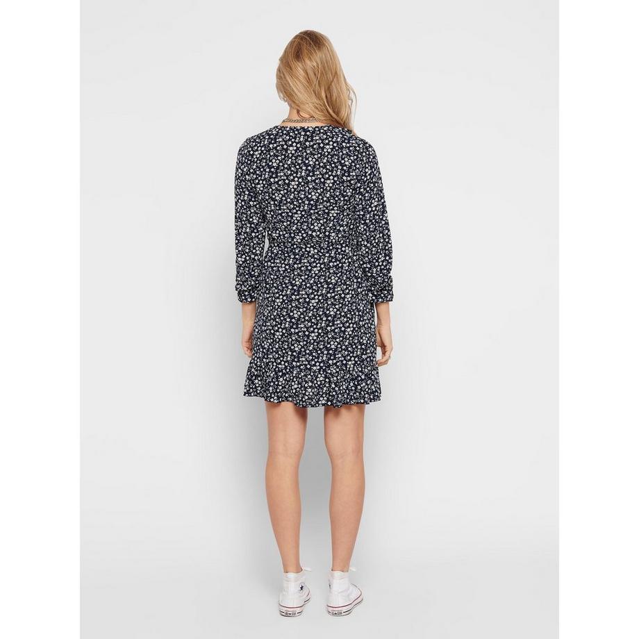 ONLY  ROBE 