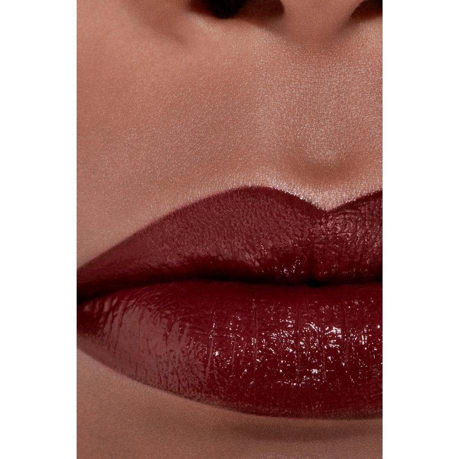 CHANEL ROUGE COCO DER LIPPENSTIFT MIT KONTINUIERLICHER FEUCHTIGKEITSWIRKUNG 