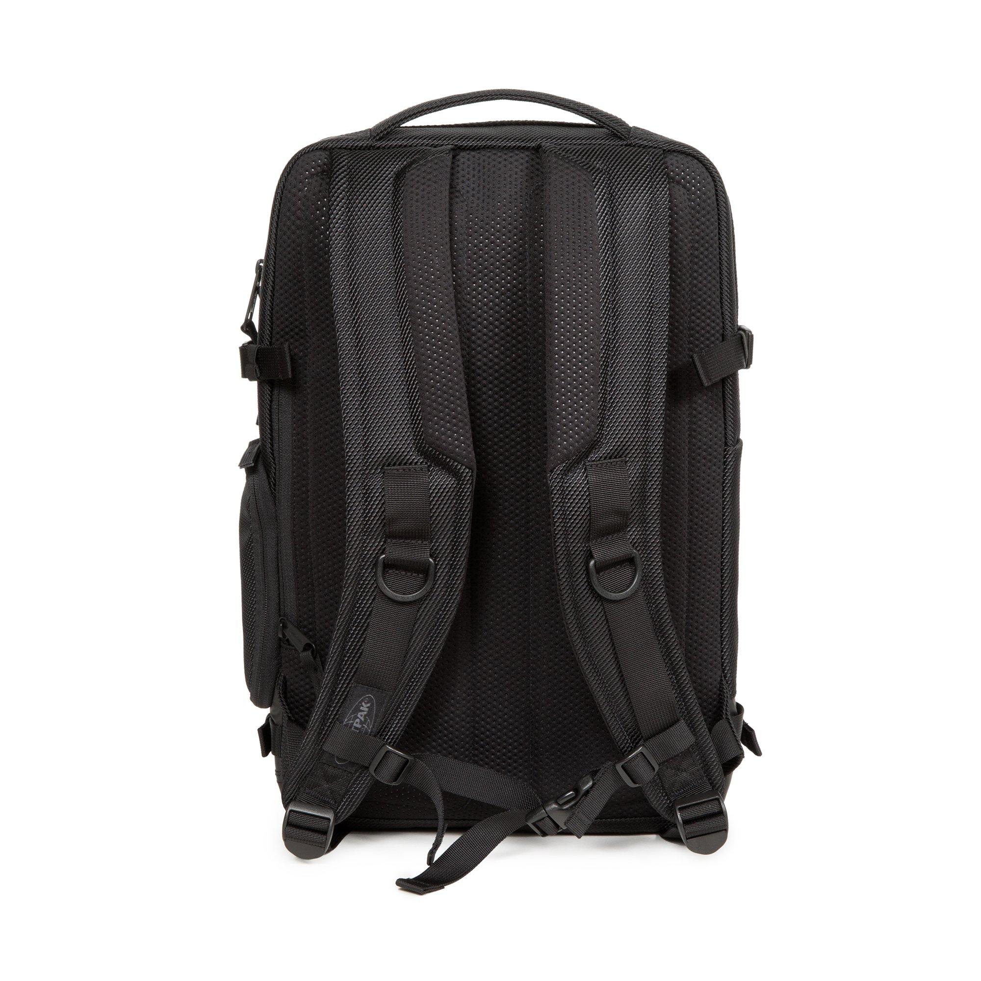 Eastpak Zaino TECUM M Cnnct 