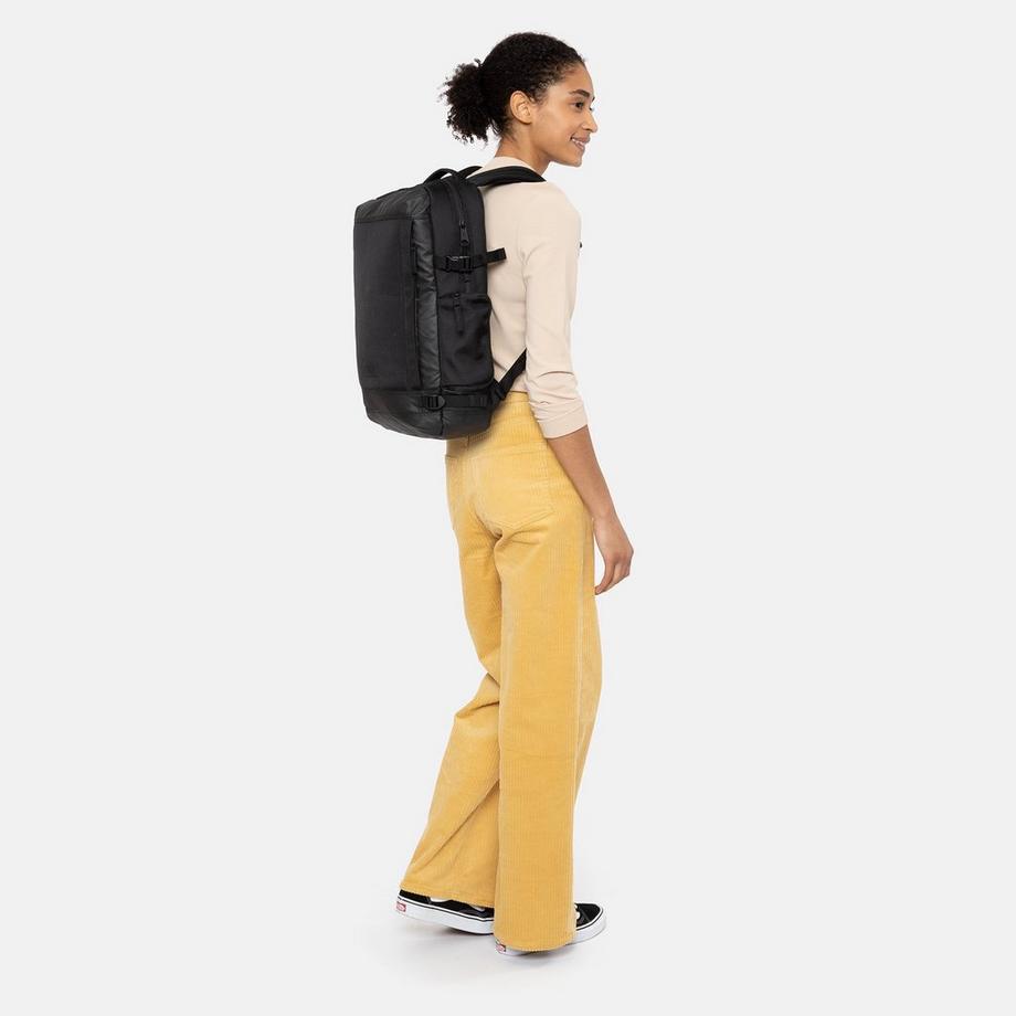 Eastpak Rucksack TECUM M Cnnct 