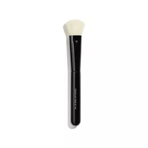 FOUNDATION-PINSEL FÜR CREME- UND PUDER-TEXTUREN
