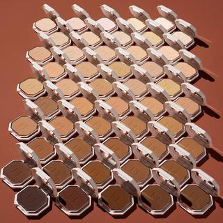 Fenty Beauty By Rihanna PRO FILT'R Pro Filt'r Soft Matte Powder Foundation 