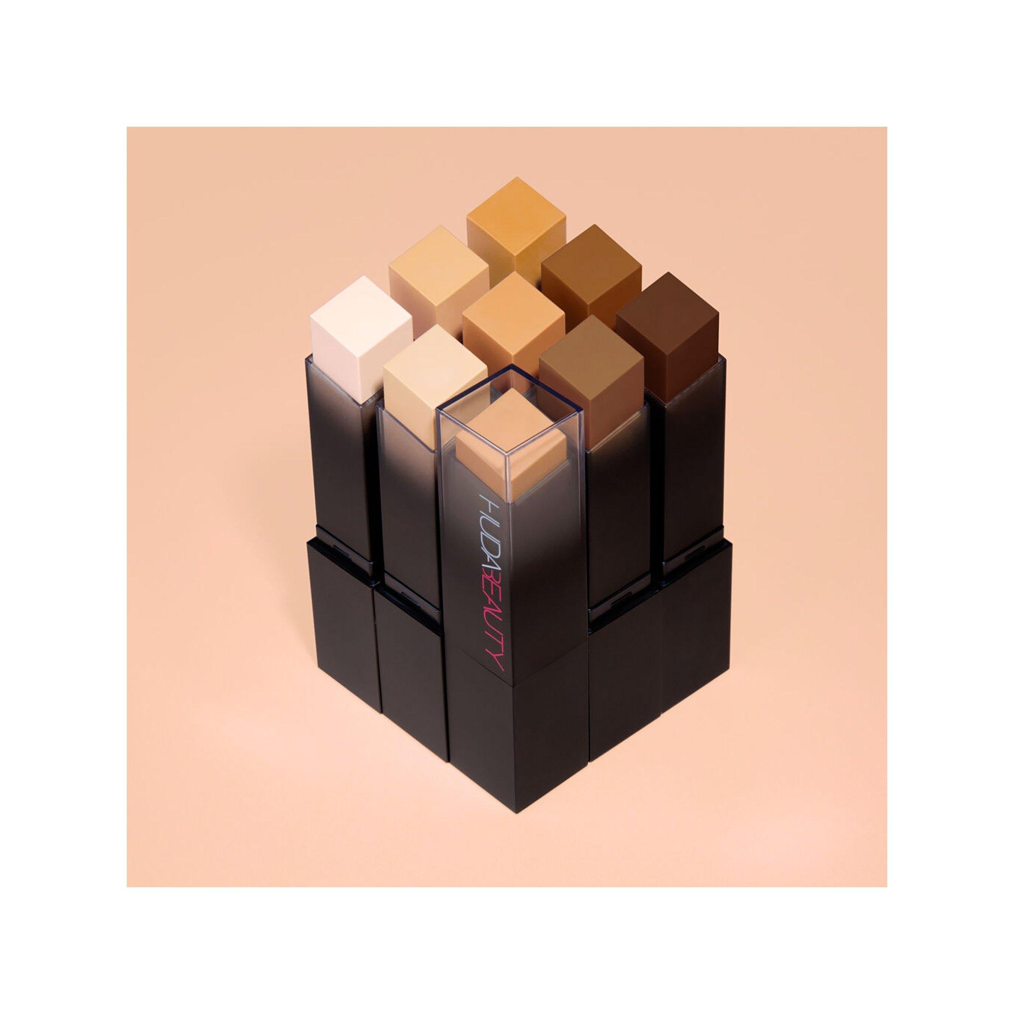 Huda Beauty FAUXFILTER #FauxFilter Skin Finish Buildable Coverage Foundation Stick 