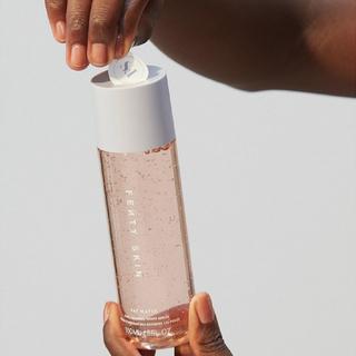 FENTY SKIN  Fat Water - Porenverfeinerndes Toner-Serum mit Niacinamid 