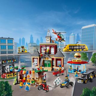 LEGO @ 60271 Stadtplatz @ 60271 Stadtplatz 