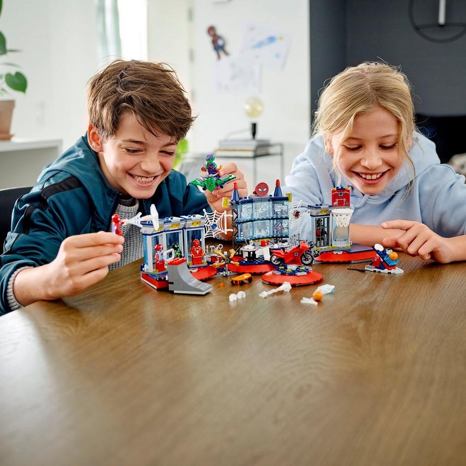 LEGO®  76175 Angriff auf Spider-Mans Versteck 