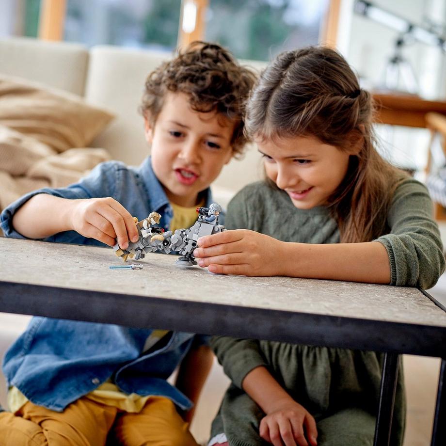 LEGO®  75298 Microfighters AT-AT™ contre Tauntaun™ 