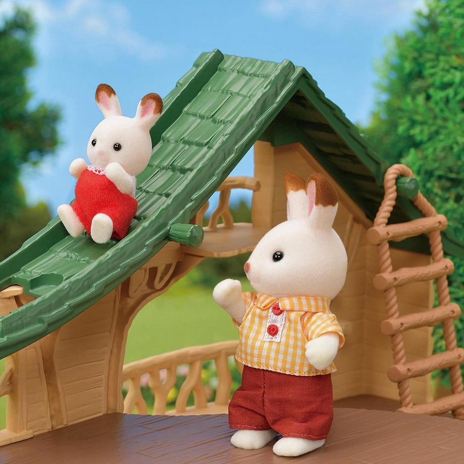 Sylvanian Families  Lakeside Lodge 