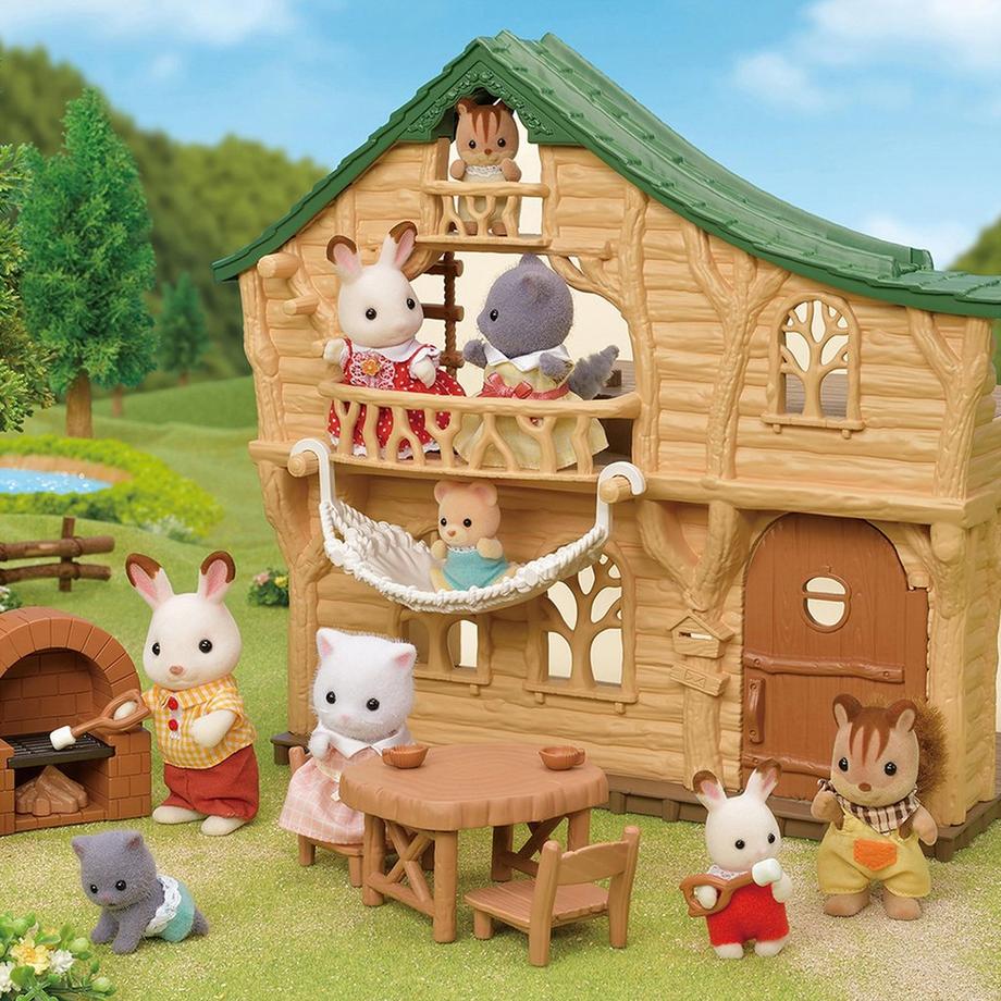 Sylvanian Families  Lakeside Lodge 