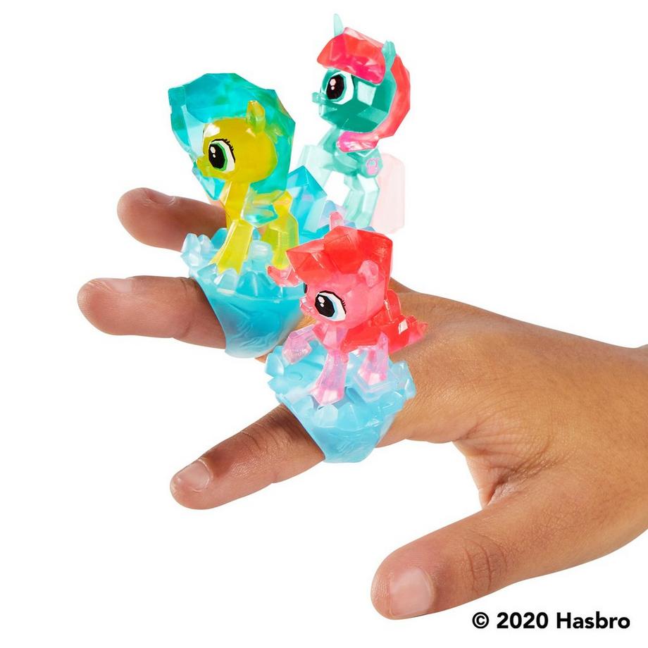 Hasbro  Anelli Segreti Serie 1, 1 modello casuale 