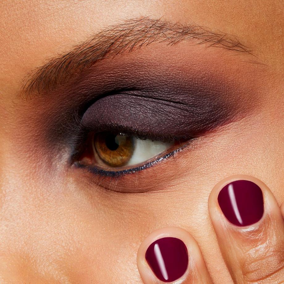 MAC Cosmetics Powder Kiss Powder Kiss Soft Matte Eye Shadow 