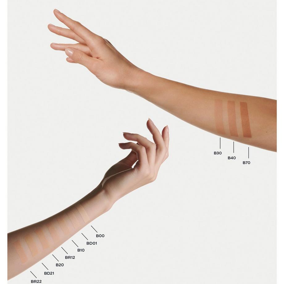 CHANEL SUBLIMAGE L'ESSENCE DE TEINT FONDOTINTA IN SIERO GENERATORE DI LUMINOSITÀ 