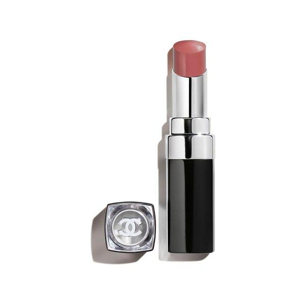 CHANEL ROUGE COCO BLOOM@ DER FEUCHTIGKEITSSPENDENDE, AUFPOLSTERNDE, HOCHGLÄNZENDE UND FARBINTENSIVE LIPPENSTIFT MIT LANGEM HALT. 