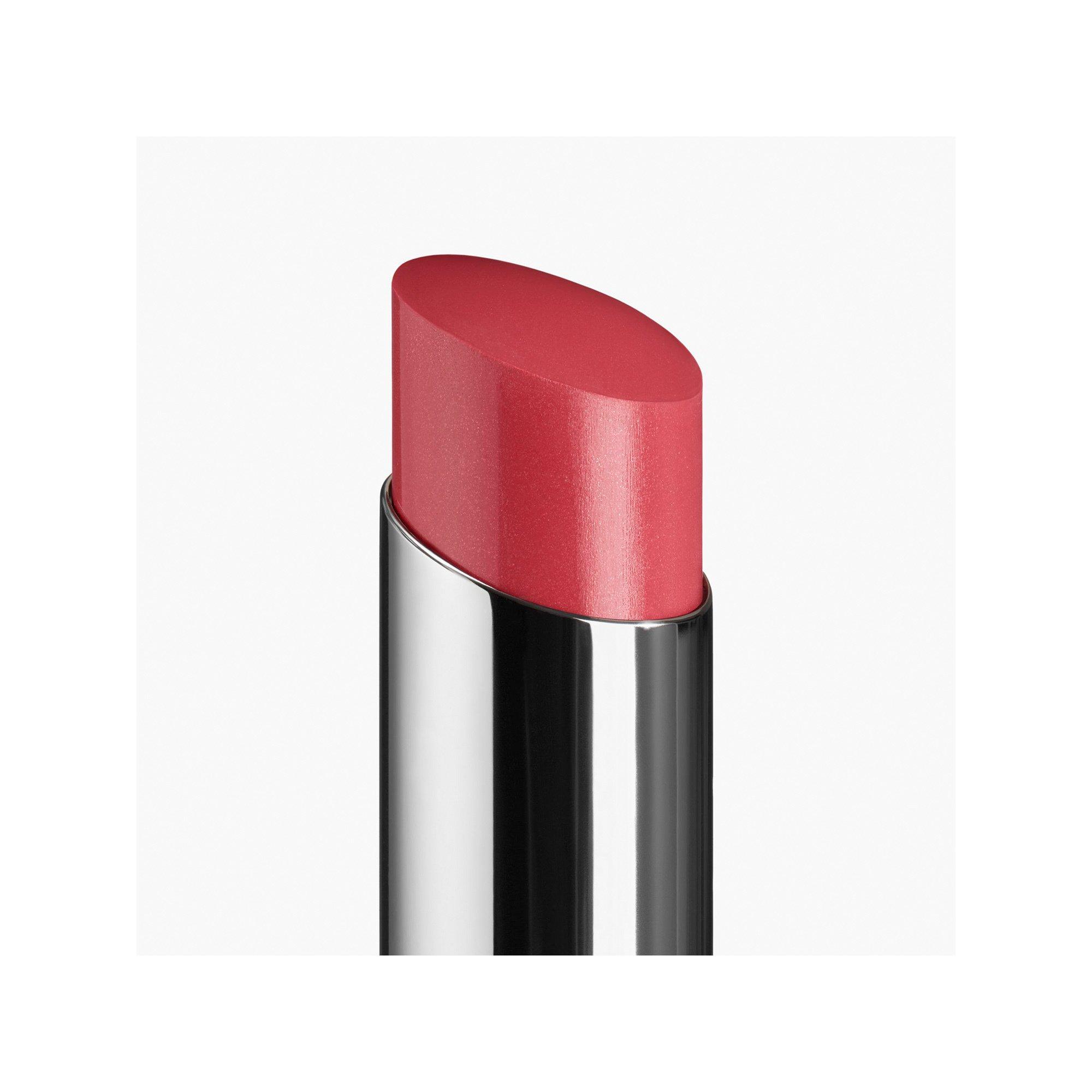 CHANEL ROUGE COCO BLOOM@ DER FEUCHTIGKEITSSPENDENDE, AUFPOLSTERNDE, HOCHGLÄNZENDE UND FARBINTENSIVE LIPPENSTIFT MIT LANGEM HALT. 