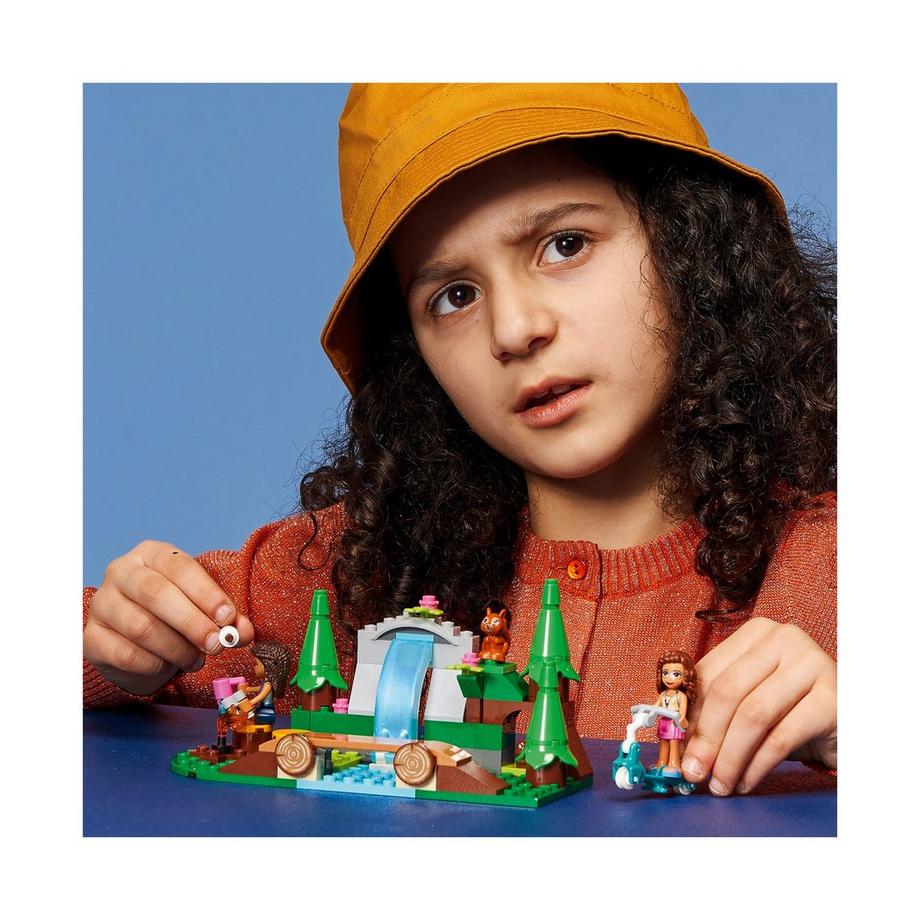 LEGO®  41677 La cascade dans la forêt 